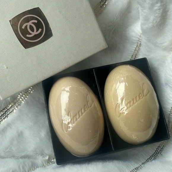 SOLD e CHANEL Soap Bars 2x Sealed with CC sticker oval fragrance soaps - Picture 6 of 10